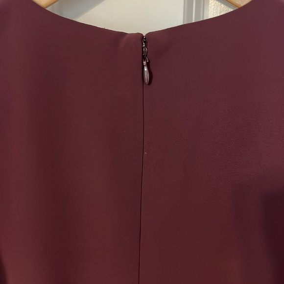 Ann Taylor Chain Belted Sheath dress. Plum size 0 NWT - Picture 6 of 8